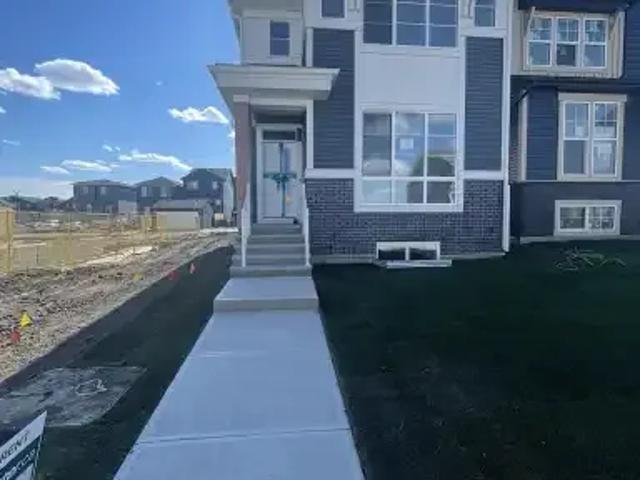 For Rent 3 Bedroom House Calgary AB DS103178699