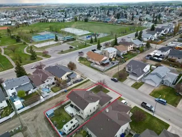 For Rent 3 Bedroom House Calgary AB DS103215743