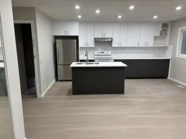 For Rent 3 Bedroom House Calgary AB DS103338142