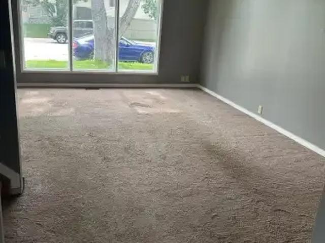 For Rent 3 Bedroom House Calgary AB DS103338473