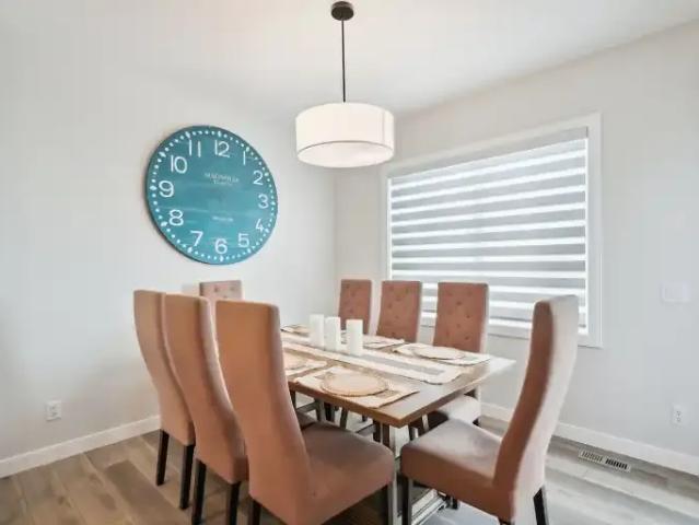 For Rent 3 Bedroom House Calgary AB DS103338651