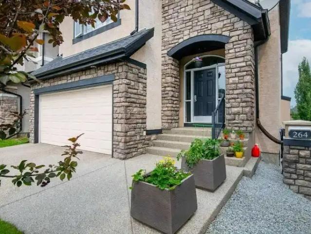 For Rent 3 Bedroom House Calgary AB DS103770415