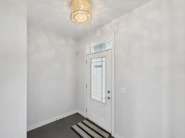 For Rent 3 Bedroom House Calgary AB DS104000150