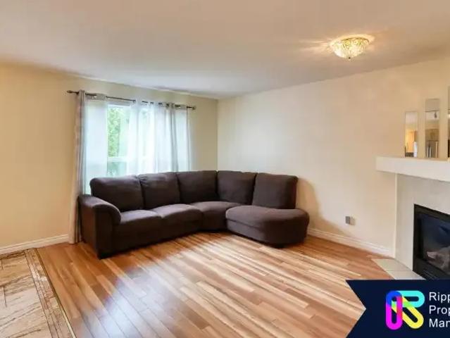 For Rent 3 Bedroom House Calgary AB DS104142713