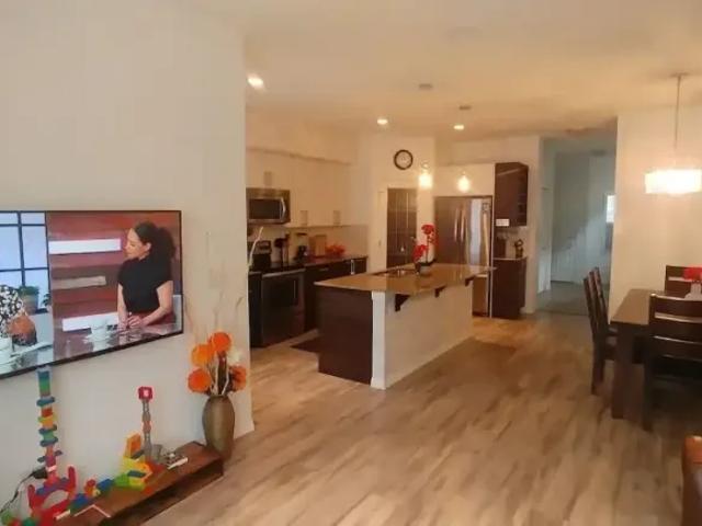 For Rent 3 Bedroom House Calgary AB DS104178860