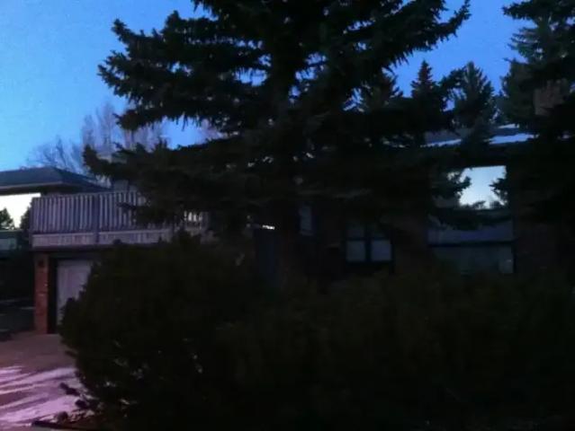 For Rent 3 Bedroom House Calgary AB DS104179685