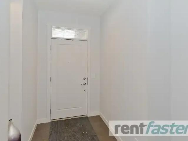 For Rent 3 Bedroom House Calgary AB DS104180522