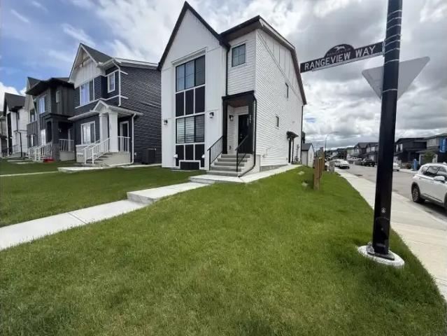 For Rent 3 Bedroom House Calgary AB DS104181014