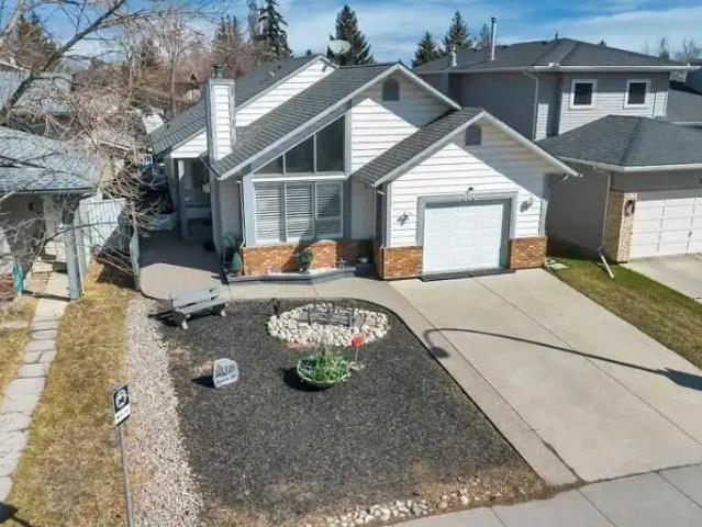 For Rent 3 Bedroom House Calgary AB DS104182048