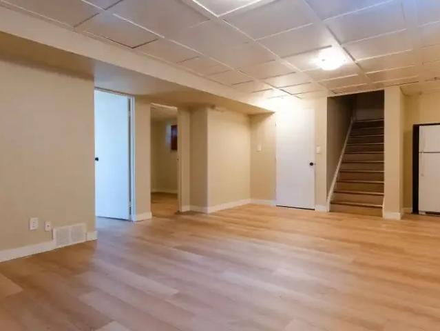 For Rent 3 Bedroom House Calgary AB DS104182142