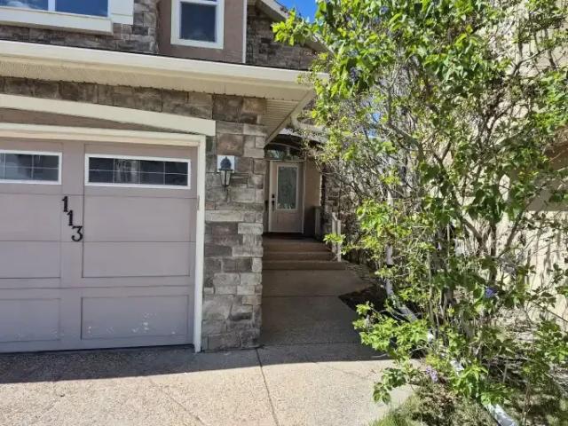 For Rent 3 Bedroom House Calgary AB DS104182355