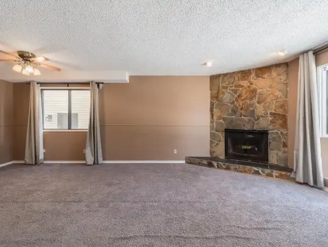 For Rent 3 Bedroom House Calgary AB DS104183316