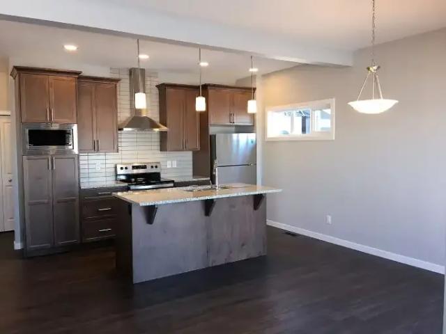 For Rent 3 Bedroom House Calgary AB DS104292186