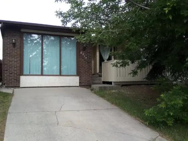 For Rent 3 Bedroom House Calgary AB DS104224434