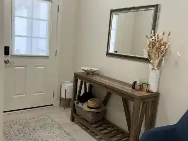 For Rent 3 Bedroom House Calgary AB DS104362754