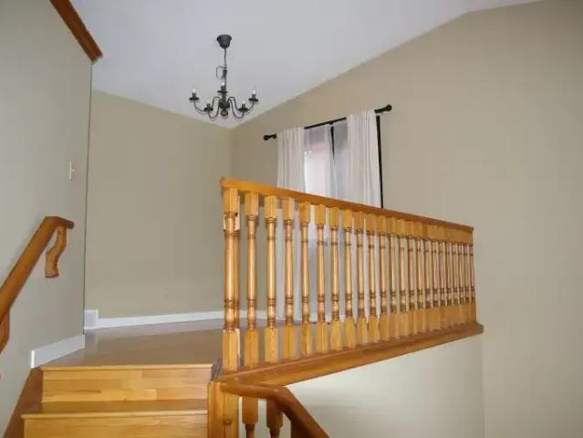 For Rent 3 Bedroom House Calgary AB DS104401497