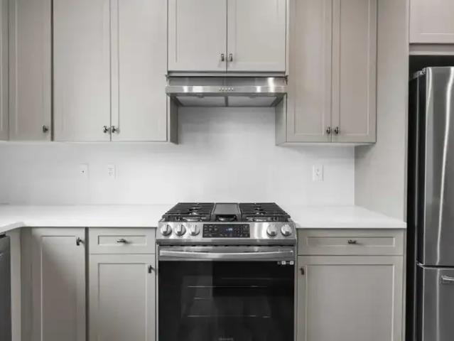 For Rent 3 Bedroom House Calgary AB DS104506778