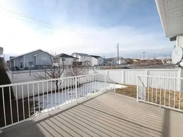 For Rent 3 Bedroom House Calgary AB DS104681653