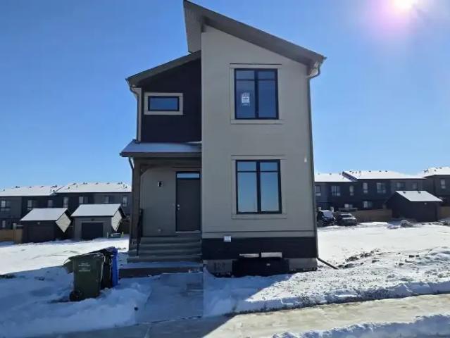 For Rent 3 Bedroom House Calgary AB DS104782566