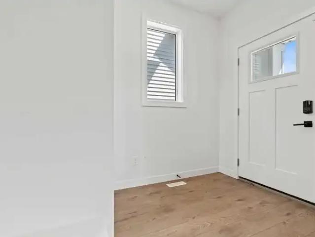 For Rent 3 Bedroom House Calgary AB DS104972177
