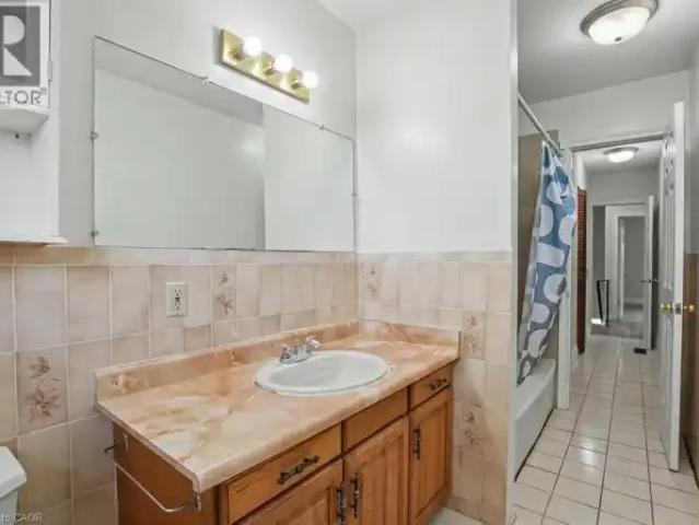 For Rent 3 Bedroom House Cambridge ON DLS102272451