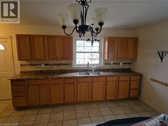 For Rent 3 Bedroom House Cambridge ON DLS102434475