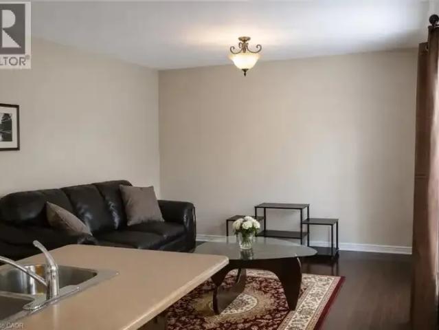 For Rent 3 Bedroom House Cambridge ON DS105135745