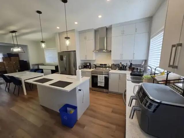 For Rent 3 Bedroom House Airdrie AB DLS102752669