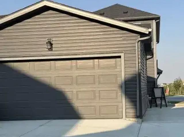 For Rent 3 Bedroom House Airdrie AB DS104292323