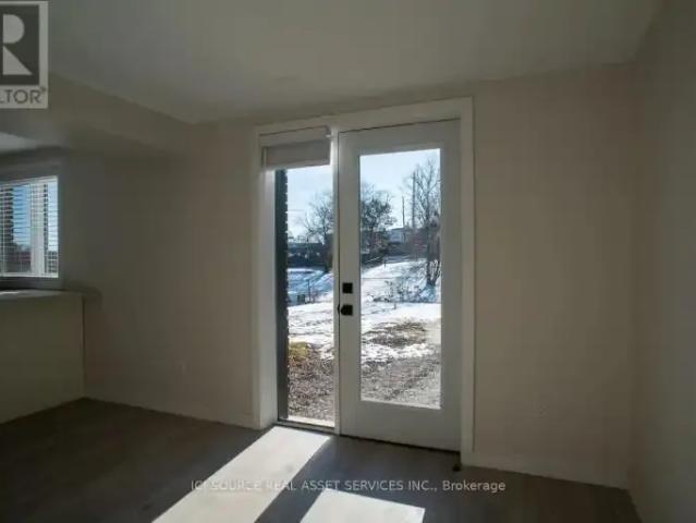 For Rent 3 Bedroom House Bradford West Gwillimbury ON DS102052471