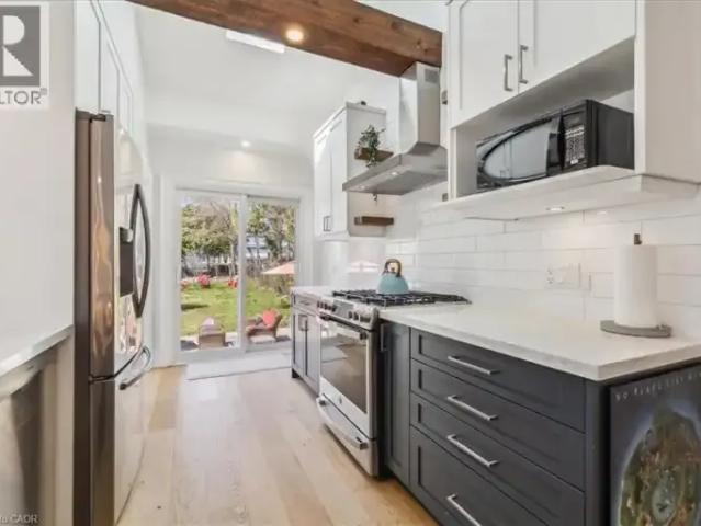 For Rent 3 Bedroom House Burlington ON DLS102883563