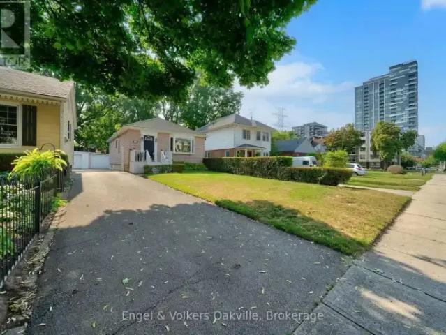For Rent 3 Bedroom House Burlington ON DS101556193