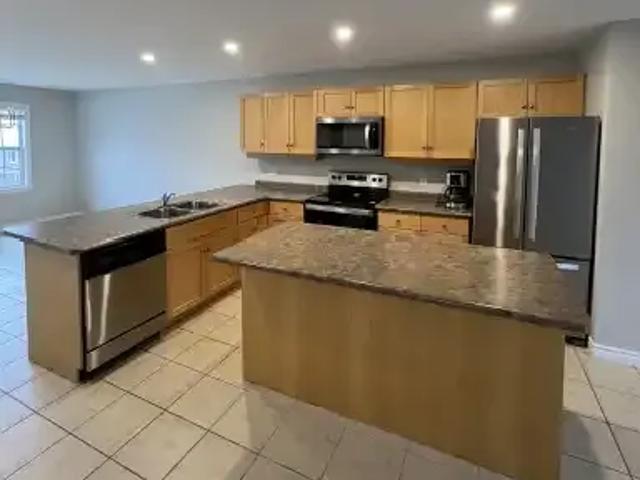 For Rent 3 Bedroom House Guelph ON DS103487288