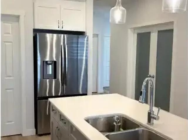 For Rent 3 Bedroom House Edmonton AB DLS102113833