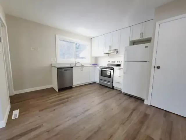 For Rent 3 Bedroom House Edmonton AB DS98746741
