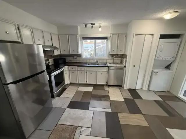 For Rent 3 Bedroom House Edmonton AB DS101042590