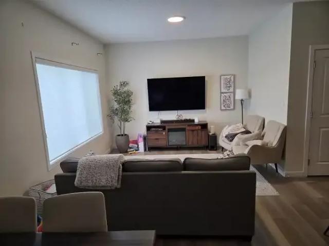 For Rent 3 Bedroom House Edmonton AB DS102578663