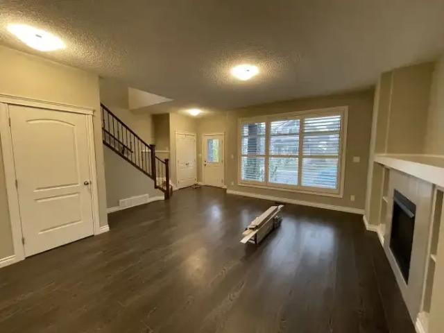 For Rent 3 Bedroom House Edmonton AB DS102085768