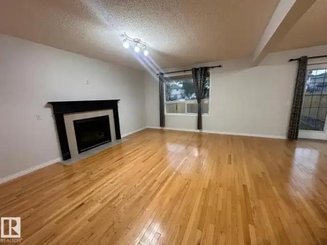 For Rent 3 Bedroom House Edmonton AB DS105023511