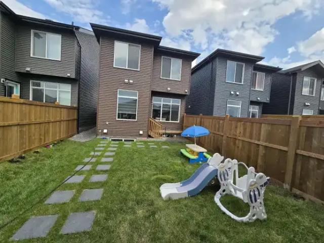 For Rent 3 Bedroom House Edmonton AB DS105360146