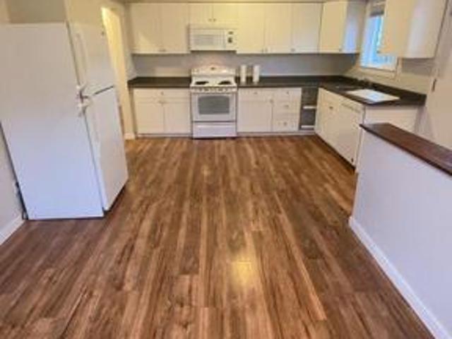 For Rent 3 Bedroom House Kamloops BC DS104362212
