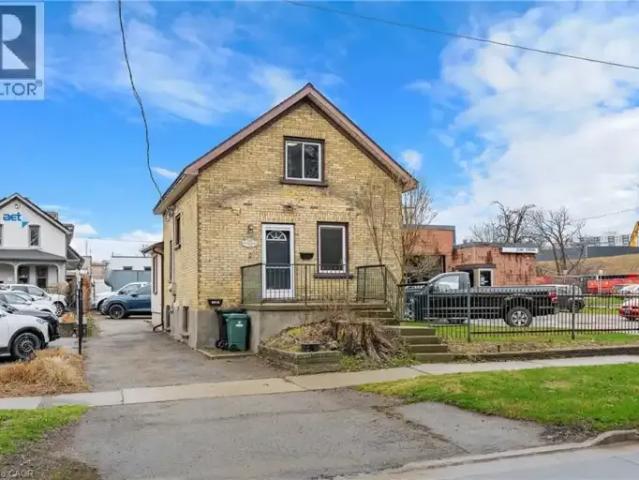 For Rent 3 Bedroom House Kitchener ON DLS101217189