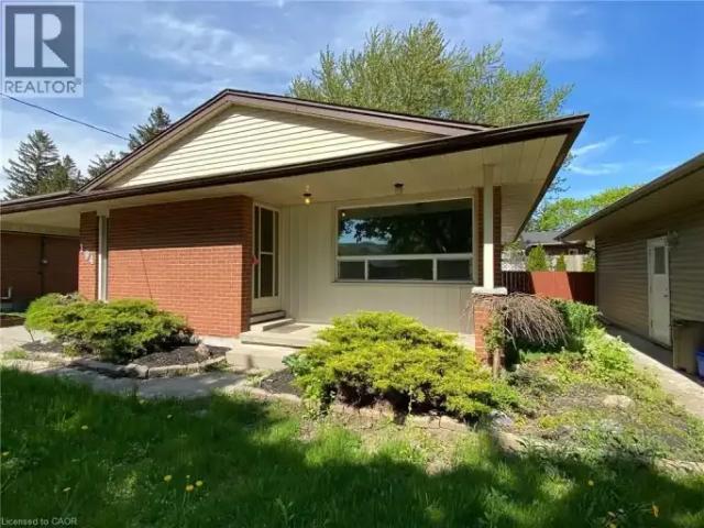 For Rent 3 Bedroom House Kitchener ON DS104471006