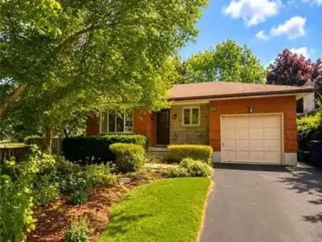 For Rent 3 Bedroom House Kitchener ON DS105004874