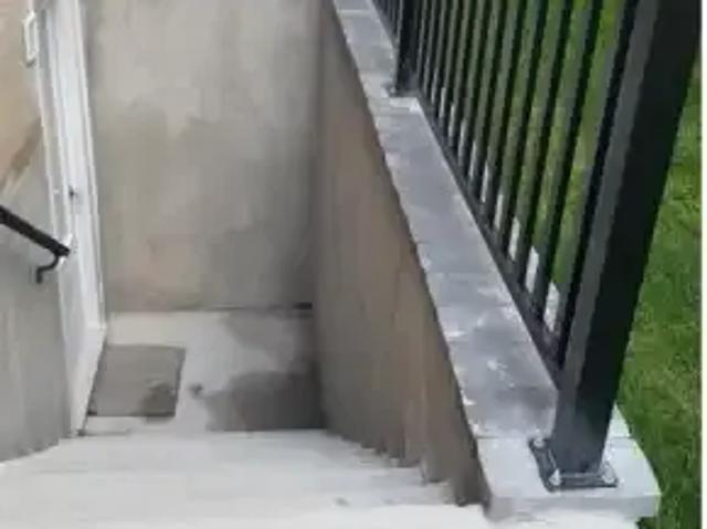 For Rent 3 Bedroom House Kitchener ON DS105004889