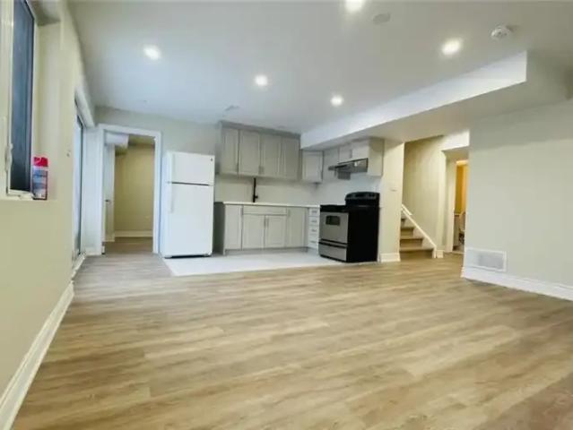 For Rent 3 Bedroom House Kitchener ON DS100171235