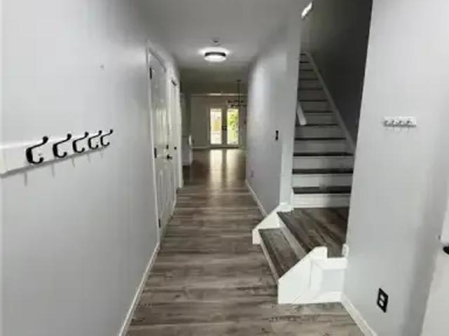For Rent 3 Bedroom House Kitchener ON DS103368029