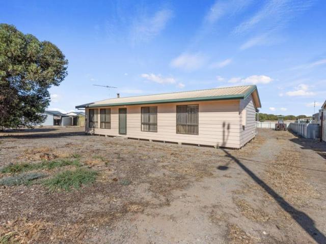 For Rent 3 Bedroom House Hardwicke Bay SA DLS101909175