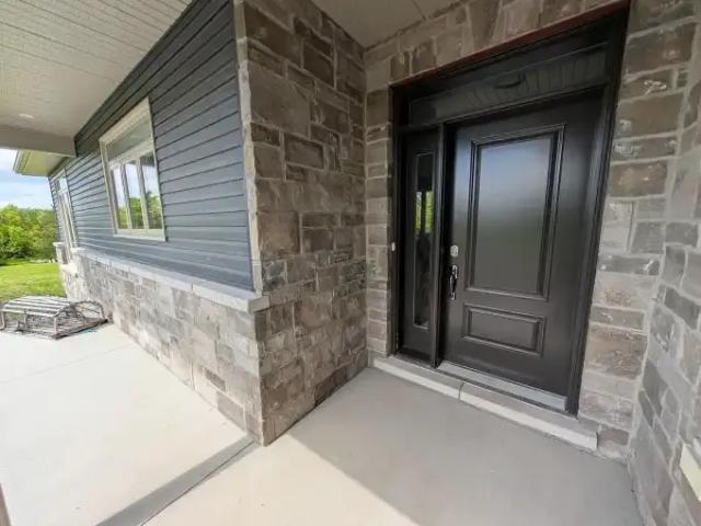 For Rent 3 Bedroom House Inverary ON DS103151456