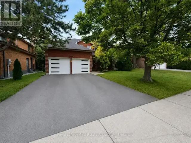 For Rent 3 Bedroom House Oakville ON DS105359979